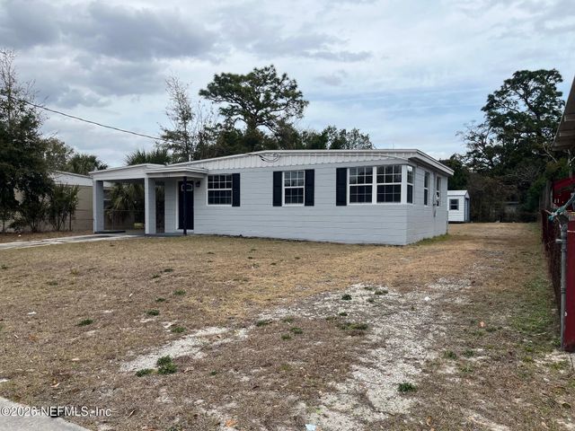 10547 BRIARCLIFF Road E, Jacksonville, FL 32218