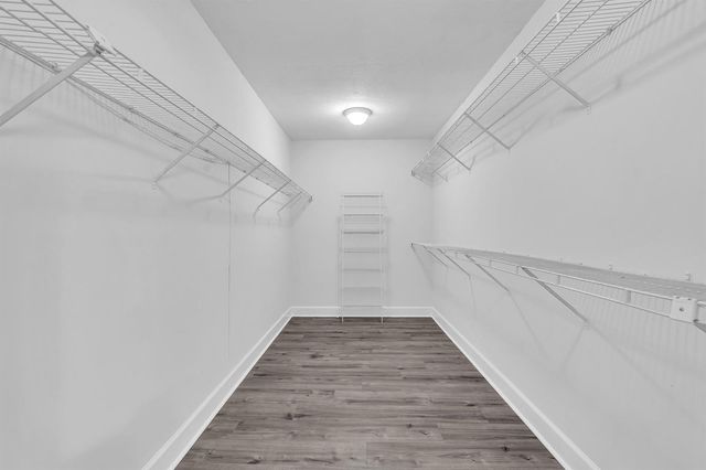 7564 Regency Lake Drive 202, Boca Raton, FL 33433