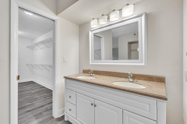 7564 Regency Lake Drive 202, Boca Raton, FL 33433