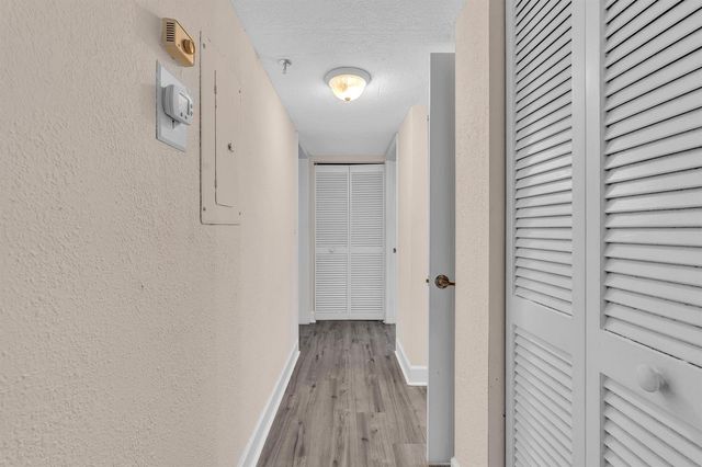 7564 Regency Lake Drive 202, Boca Raton, FL 33433