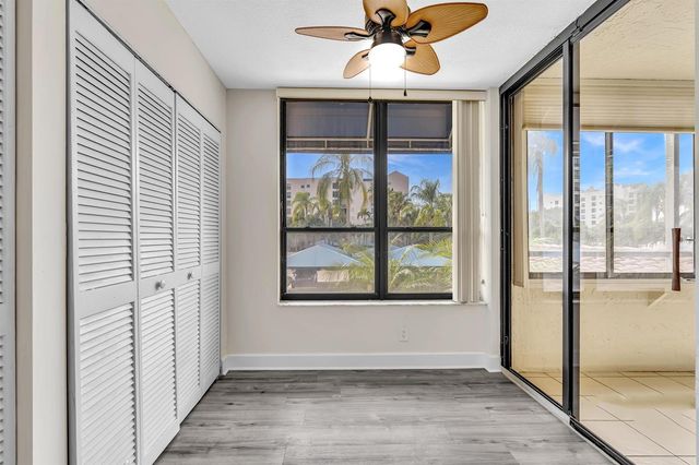7564 Regency Lake Drive 202, Boca Raton, FL 33433