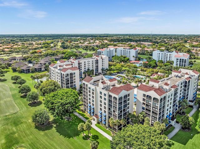7564 Regency Lake Drive 202, Boca Raton, FL 33433