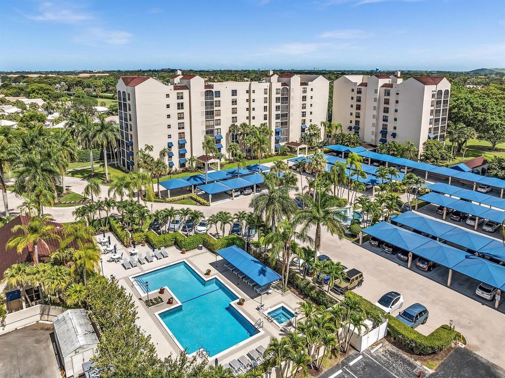 7564 Regency Lake Drive 202, Boca Raton, FL 33433