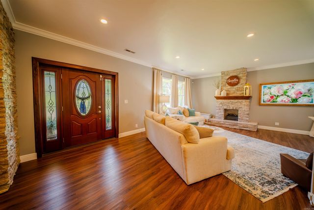 1612 W Cedar St, El Dorado, AR 71730