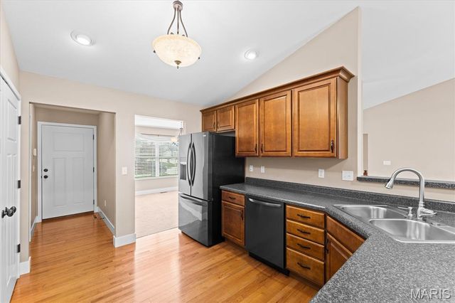 708 Longfellow Drive, O'fallon, IL 62269