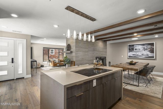 1085 Sharon Way, Reno, NV 89509