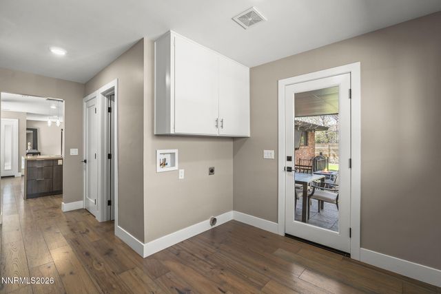 1085 Sharon Way, Reno, NV 89509