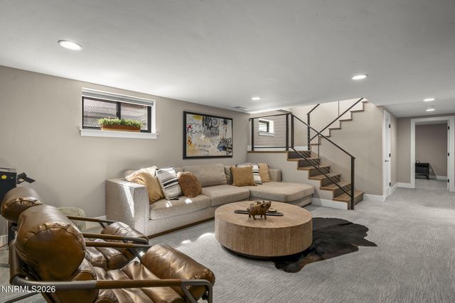 1085 Sharon Way, Reno, NV 89509