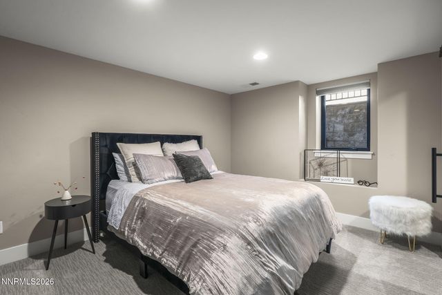 1085 Sharon Way, Reno, NV 89509