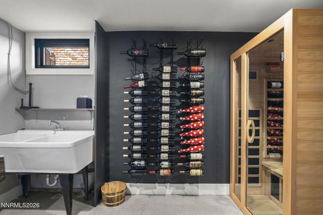 1085 Sharon Way, Reno, NV 89509