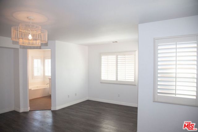 9135 S Cullen Way, Inglewood, CA 90305