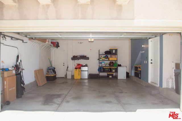 9135 S Cullen Way, Inglewood, CA 90305