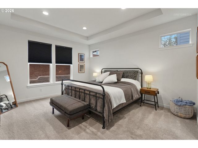 24133 Sw MAPLE Ter, Sherwood, OR 97140