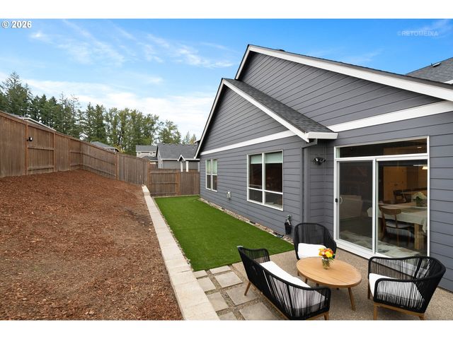 24133 Sw MAPLE Ter, Sherwood, OR 97140