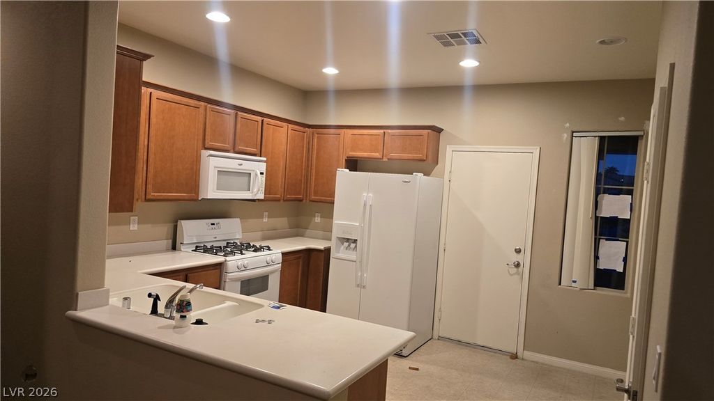 3720 Garnet Heights Avenue, North Las Vegas, NV 89081 — photo 2