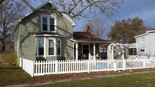 410 S 5th Avenue, Tawas City, MI 48763