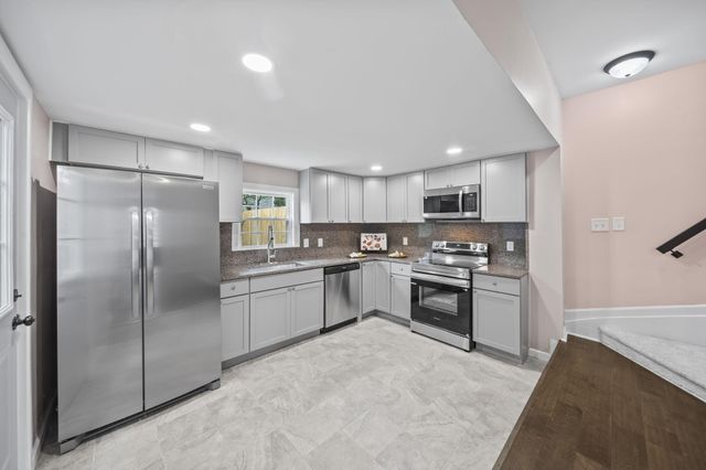 555 South Lane, Columbus, OH 43206