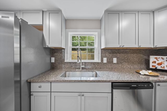555 South Lane, Columbus, OH 43206