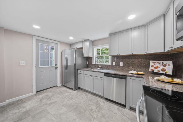 555 South Lane, Columbus, OH 43206
