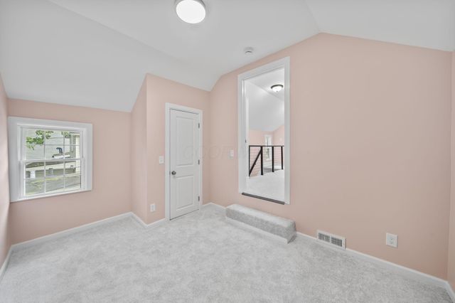 555 South Lane, Columbus, OH 43206