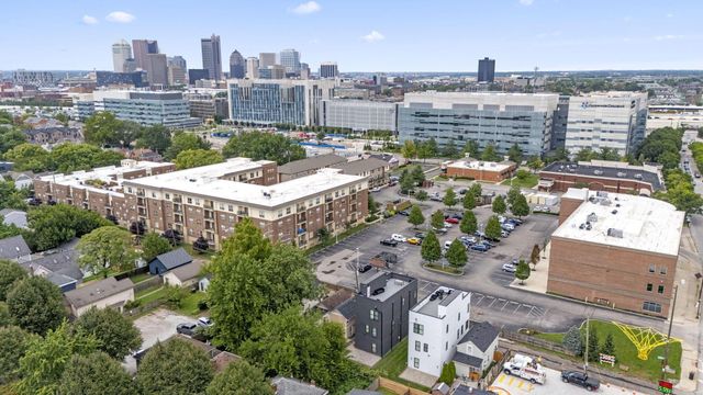 555 South Lane, Columbus, OH 43206