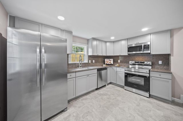 555 South Lane, Columbus, OH 43206