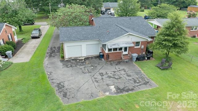 109 Catawba Street, Clover, SC 29710
