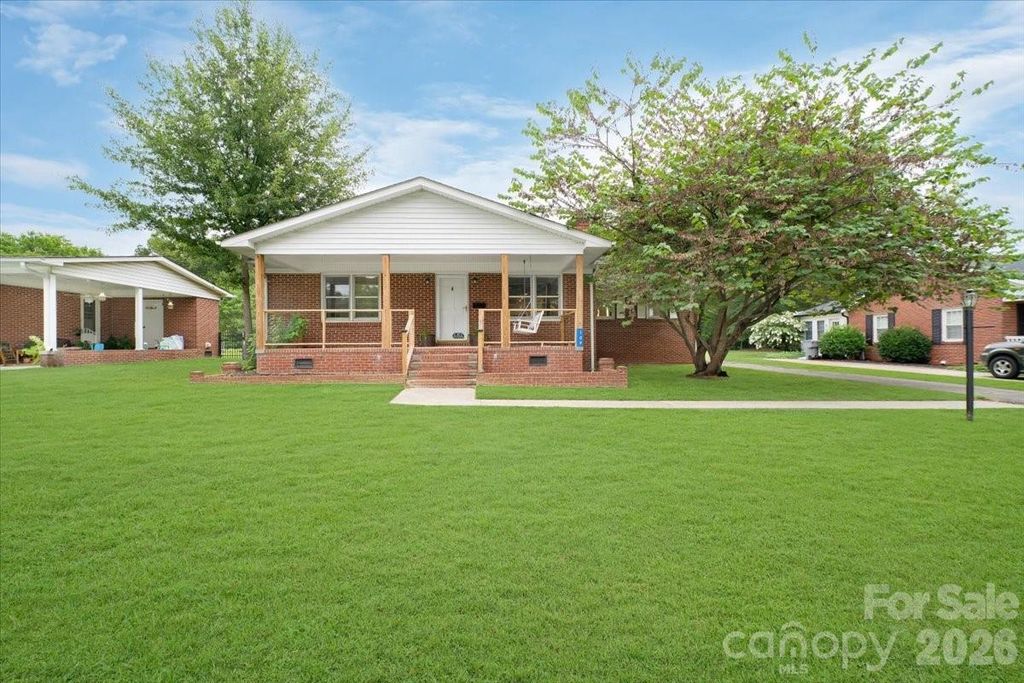 109 Catawba Street, Clover, SC 29710