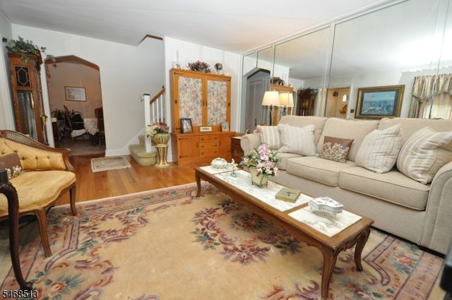 241 Henley Ave, New Milford Boro, NJ 07646