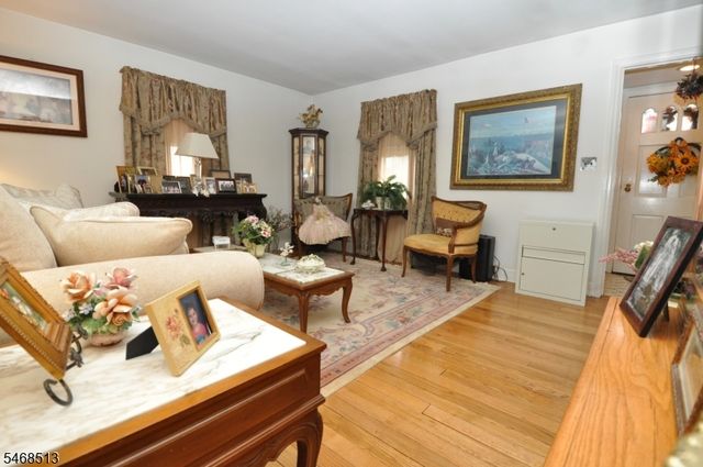 241 Henley Ave, New Milford Boro, NJ 07646