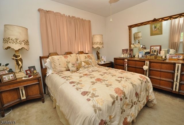 241 Henley Ave, New Milford Boro, NJ 07646