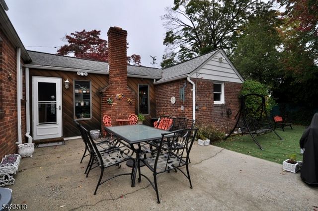 241 Henley Ave, New Milford Boro, NJ 07646