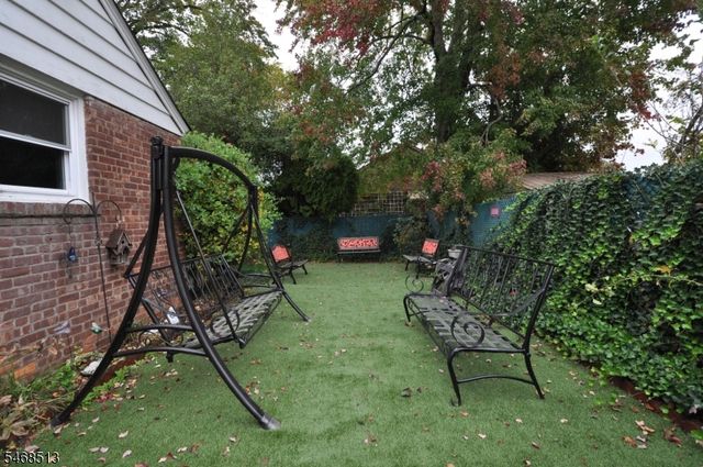 241 Henley Ave, New Milford Boro, NJ 07646