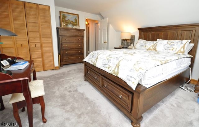 241 Henley Ave, New Milford Boro, NJ 07646
