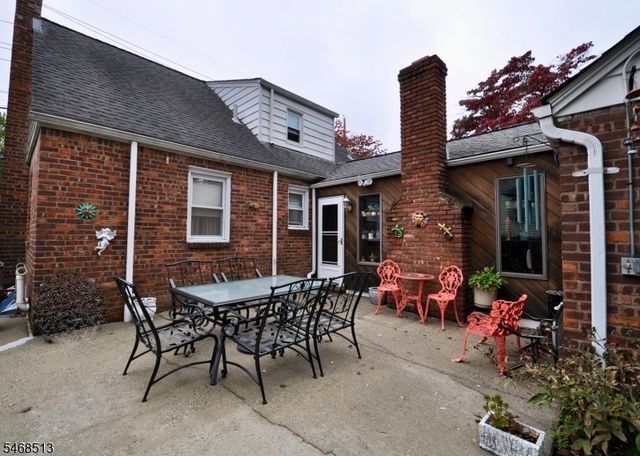 241 Henley Ave, New Milford Boro, NJ 07646