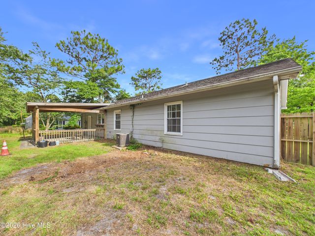 3519 Lakewood Place, Wilmington, NC 28409
