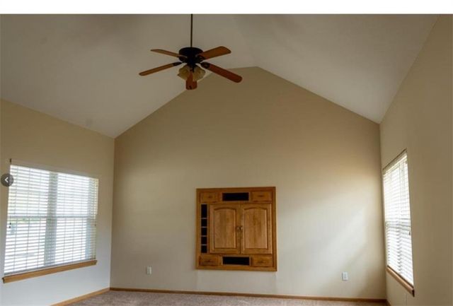 8333 Waverly Avenue, Kansas City, KS 66109