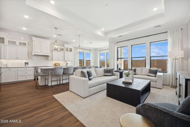 42094 N Steelhead Trail, San Tan Valley, AZ 85140