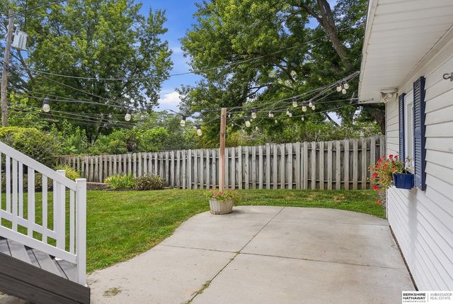 1412 S 63 Street, Omaha, NE 68106