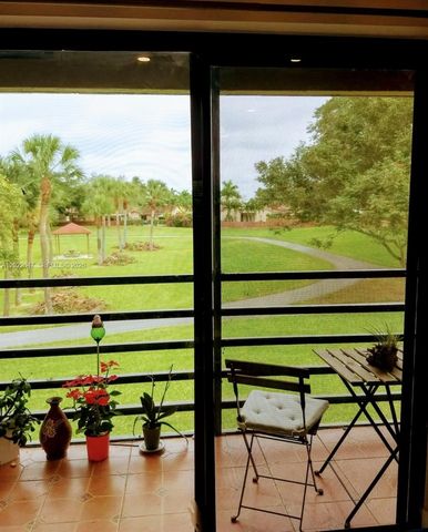 14857 SW 104th St 9-201, Miami, FL 33196