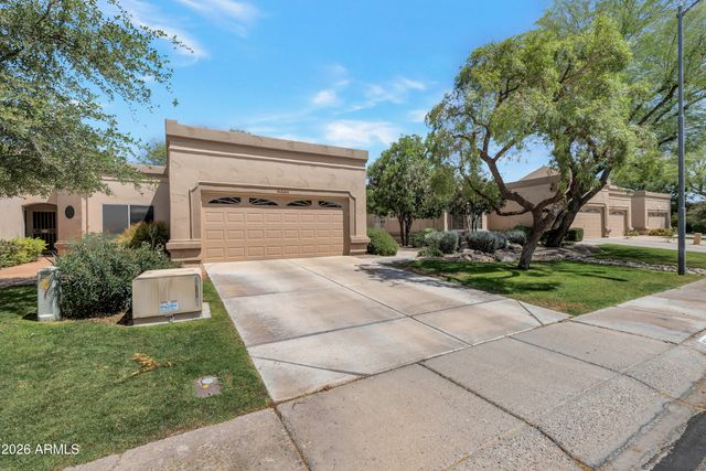 8332 W Taro Lane Lane, Peoria, AZ 85382