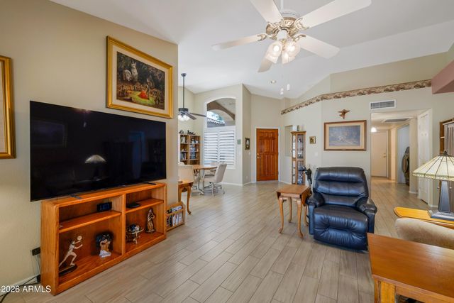 8332 W Taro Lane Lane, Peoria, AZ 85382