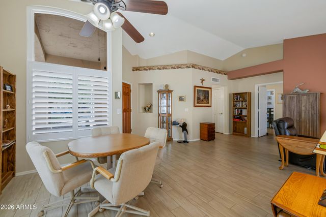 8332 W Taro Lane Lane, Peoria, AZ 85382