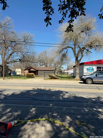 603 W Main, Stockdale, TX 78160