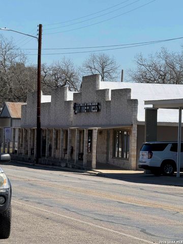 603 W Main, Stockdale, TX 78160