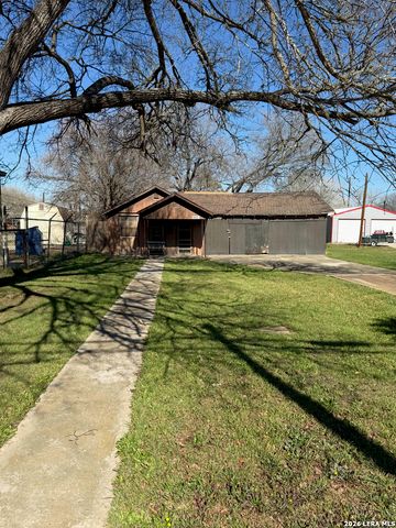 603 W Main, Stockdale, TX 78160