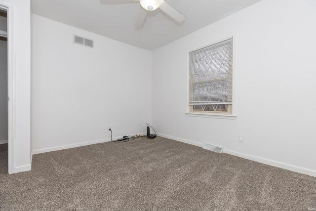 5322 Blue Ridge Drive, Newburgh, IN 47630