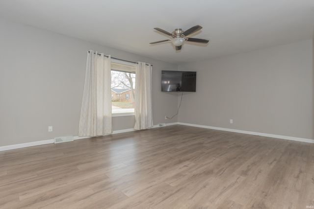 5322 Blue Ridge Drive, Newburgh, IN 47630