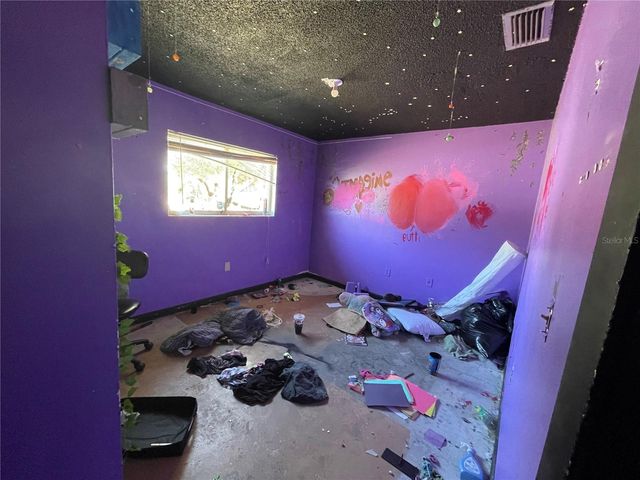 2710 LAKEWOOD LANE, Eustis, FL 32726