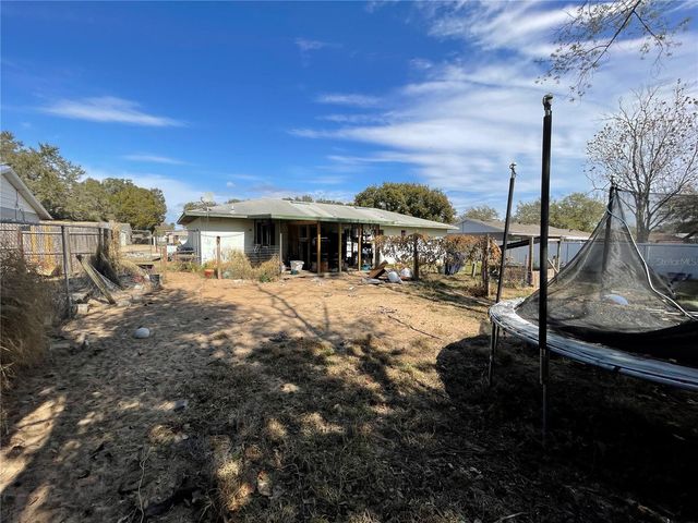 2710 LAKEWOOD LANE, Eustis, FL 32726